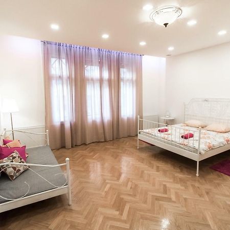 Apartment Luna ซาเกร็บ ภายนอก รูปภาพ
