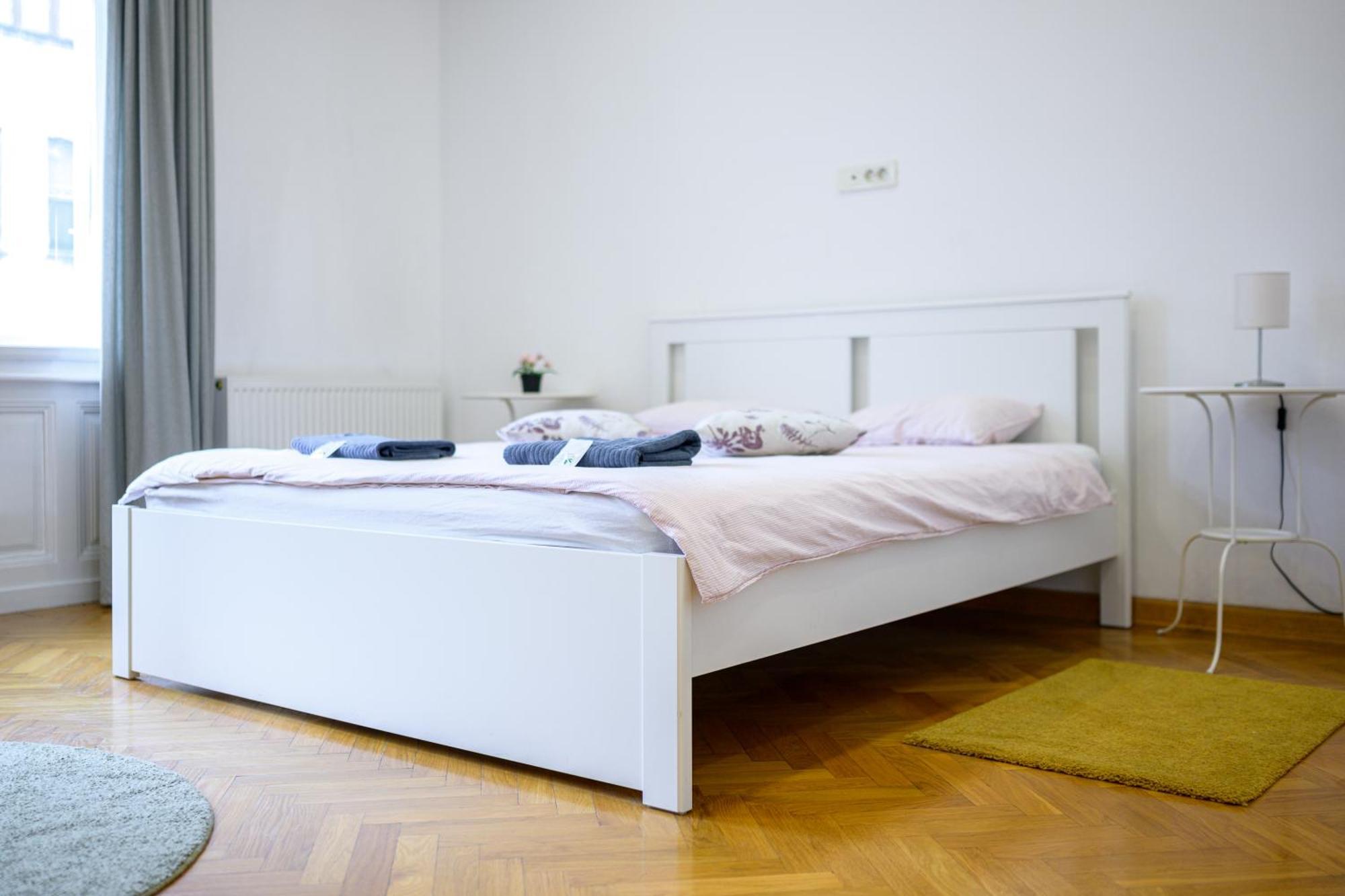 Apartment Luna ซาเกร็บ ภายนอก รูปภาพ