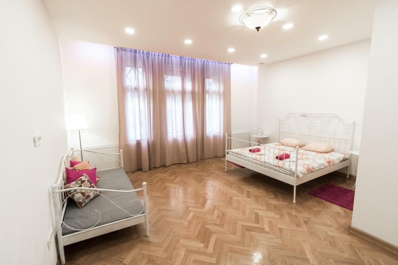 Apartment Luna ซาเกร็บ ภายนอก รูปภาพ