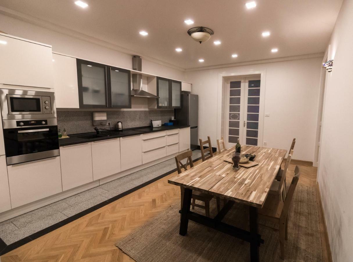 Apartment Luna ซาเกร็บ ภายนอก รูปภาพ