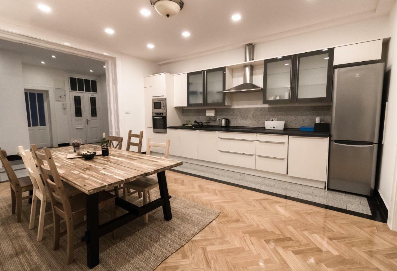 Apartment Luna ซาเกร็บ ภายนอก รูปภาพ