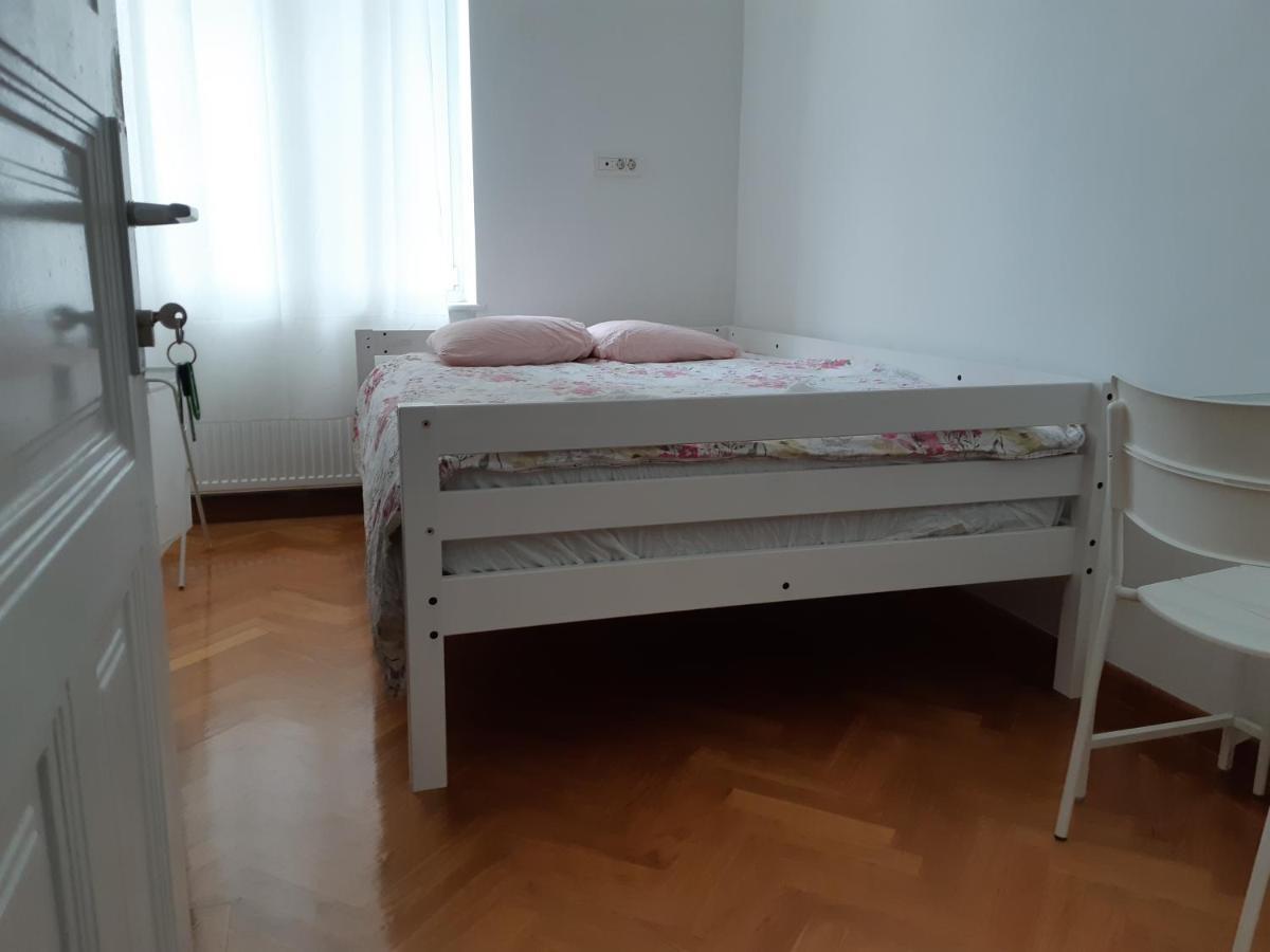 Apartment Luna ซาเกร็บ ภายนอก รูปภาพ